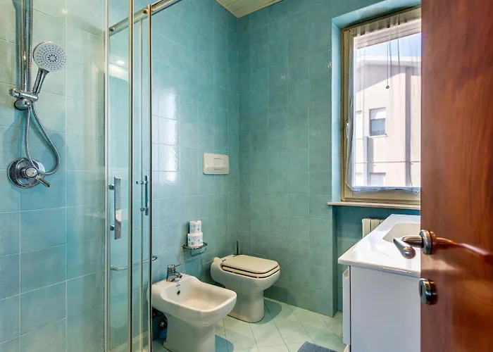 N311 - Numana, Accogliente Con Terrazzo E Posto Auto Numana